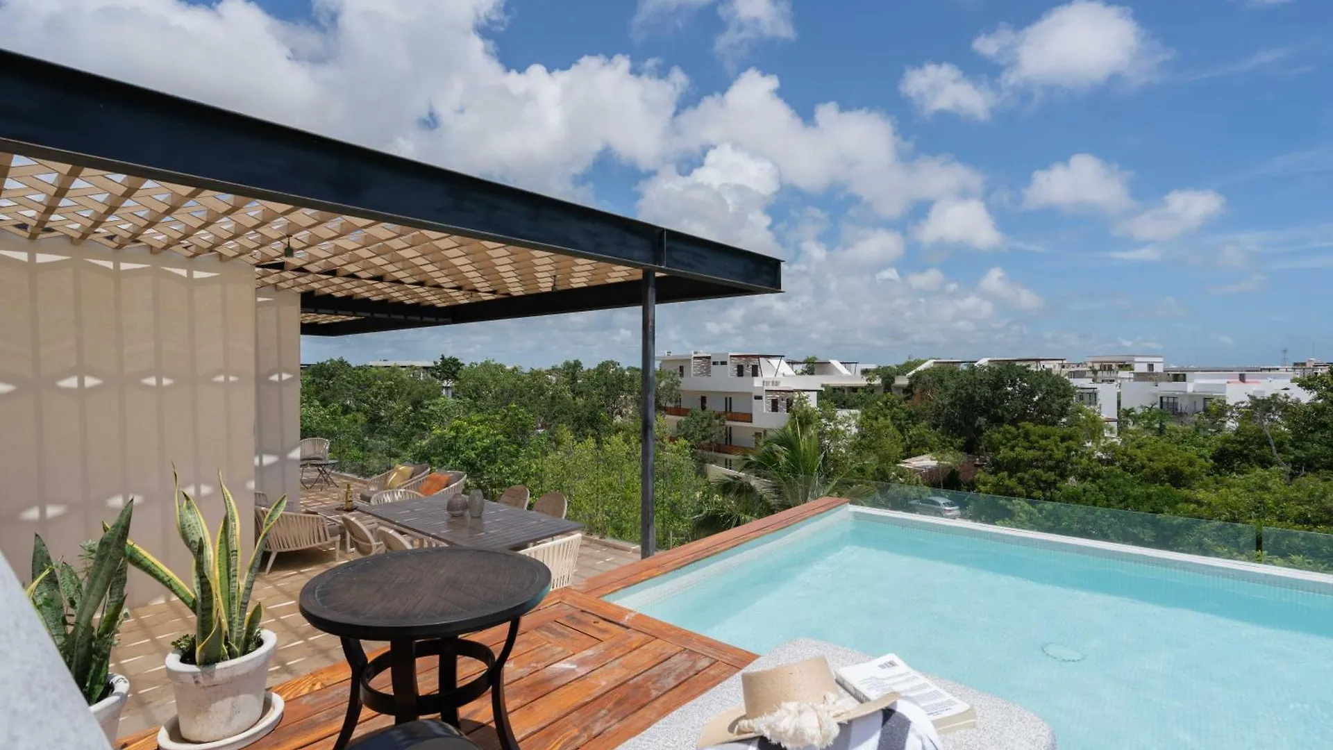 Panoramic Tulum Aparthotel