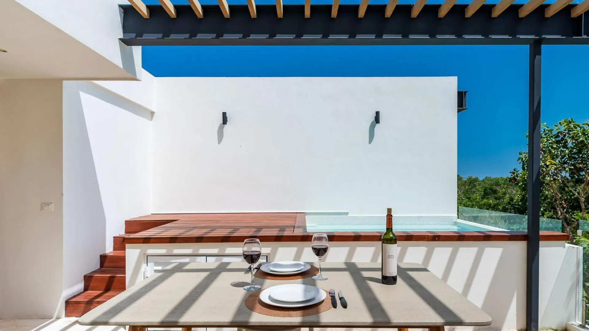 Panoramic Tulum Aparthotel 0*,